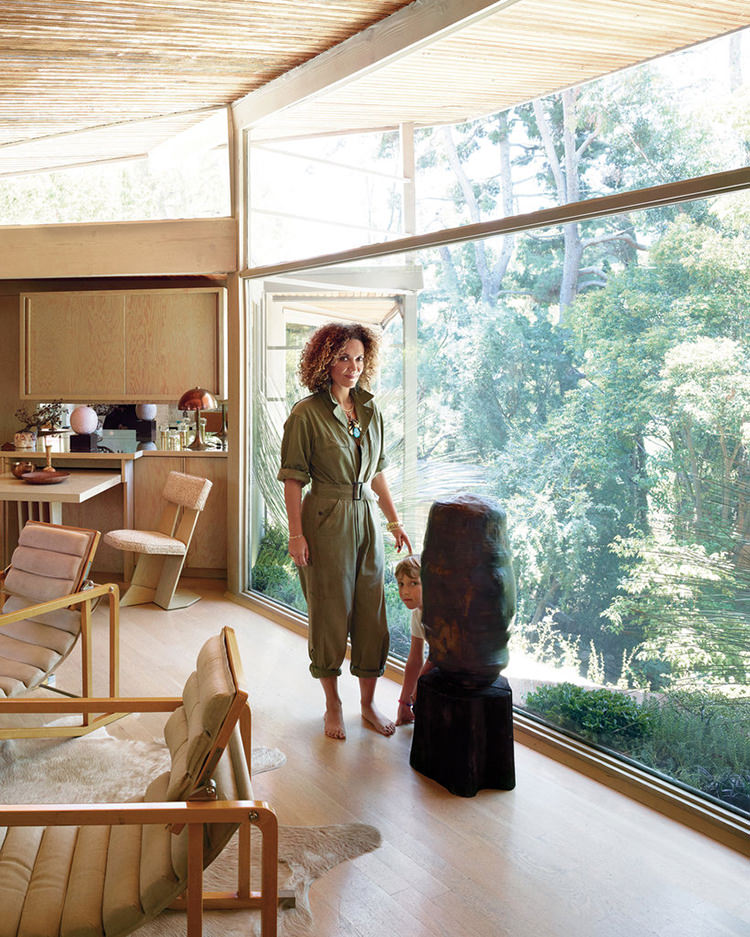 In/Out:The R.M. Schindler house of L.A. designer Pamela Shamshiri