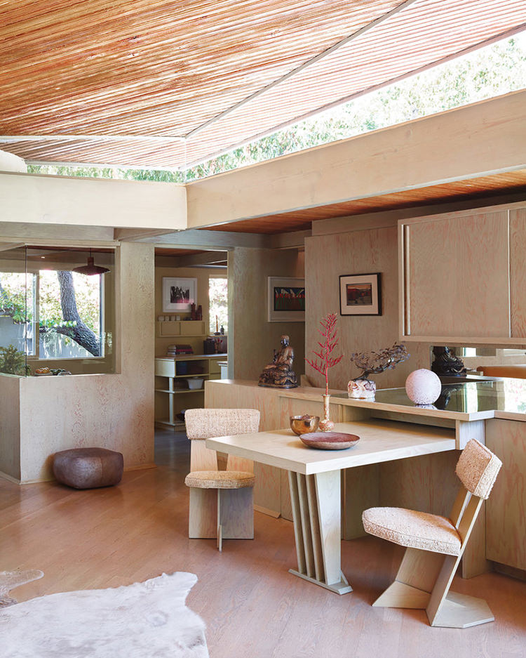 In/Out:The R.M. Schindler house of L.A. designer Pamela Shamshiri
