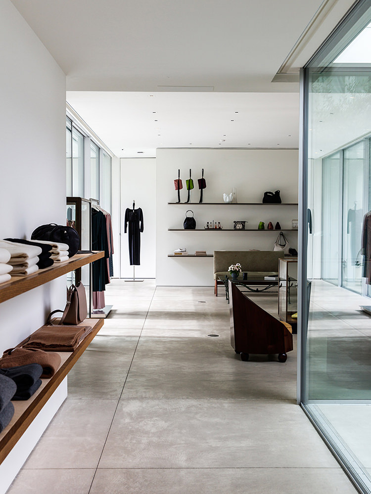 In/Out: The Row LA