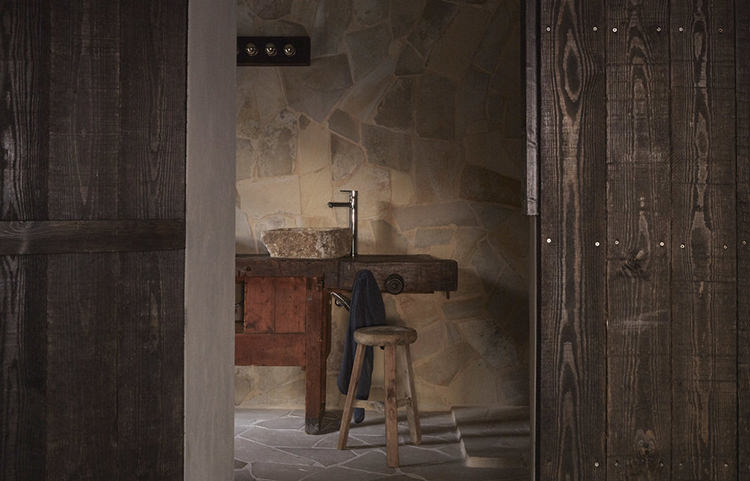 In/Out: La Granja Ibiza