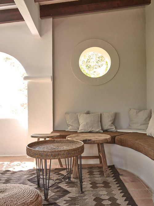 In/Out: La Granja Ibiza