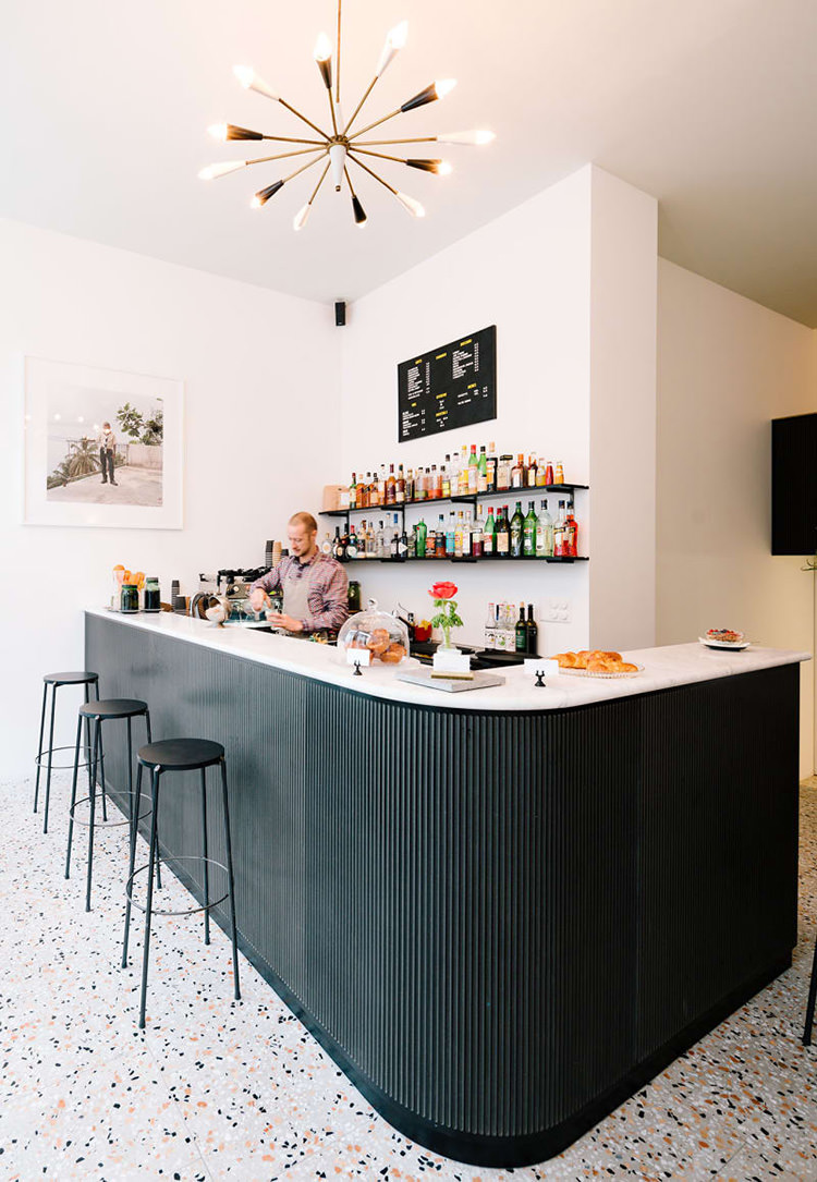 In/Out: Paradiso Cafe & Bar in Geneva