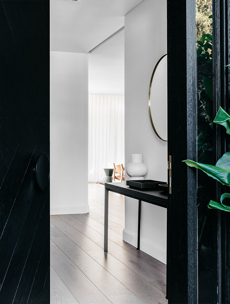 In/Out: Double Bay by Arent&Pyke