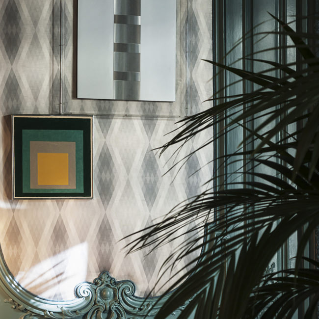 In/Out: In The Mood For Love