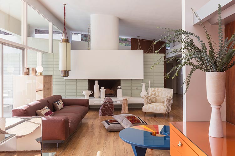 In/Out: Casa Perfect LA