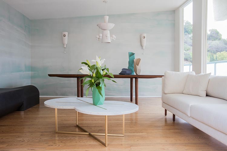 In/Out: Casa Perfect LA