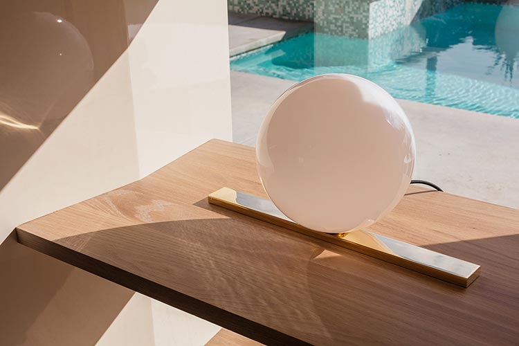 In/Out: Casa Perfect LA