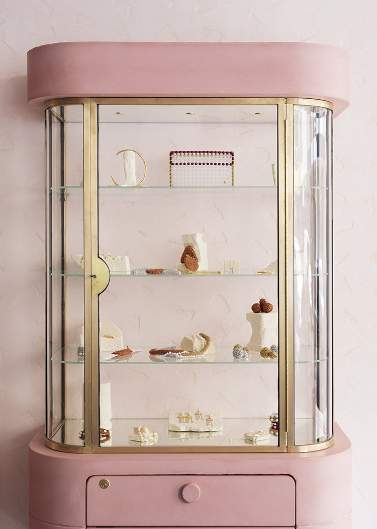In/Out: Lucy Folk