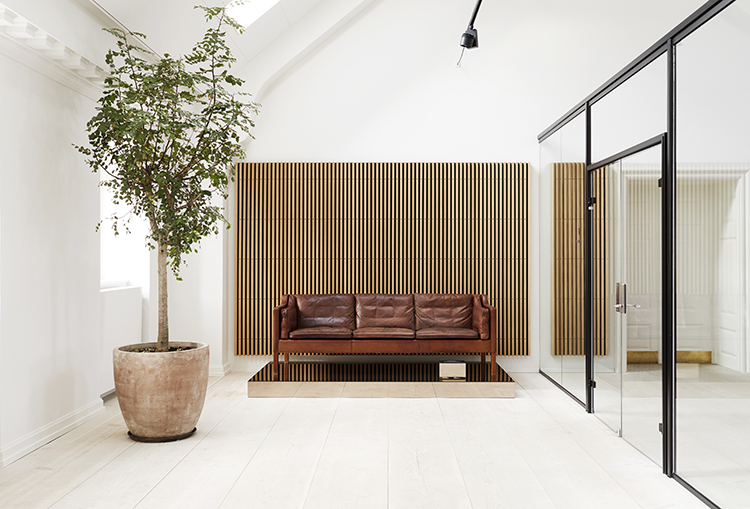 In/Out: Frederica Showroom