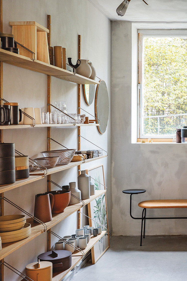 In/Out: Opposites Attract in Oslo