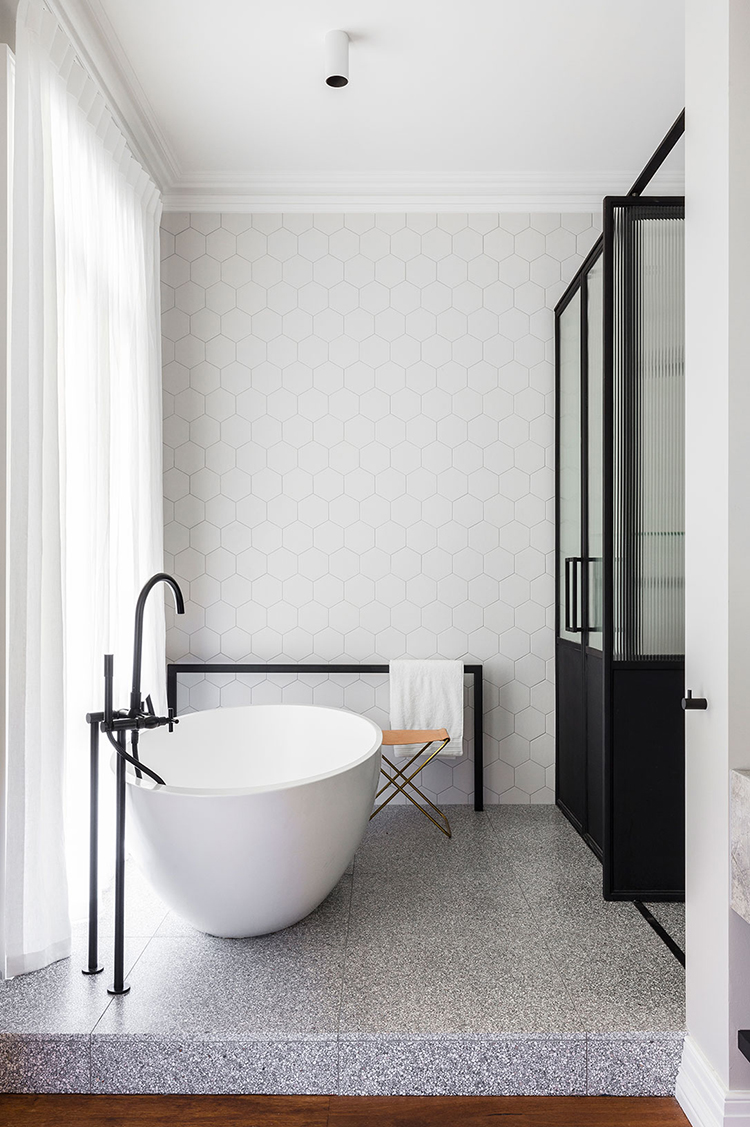 In/Out: Barcom Terrace by Arent&Pyke