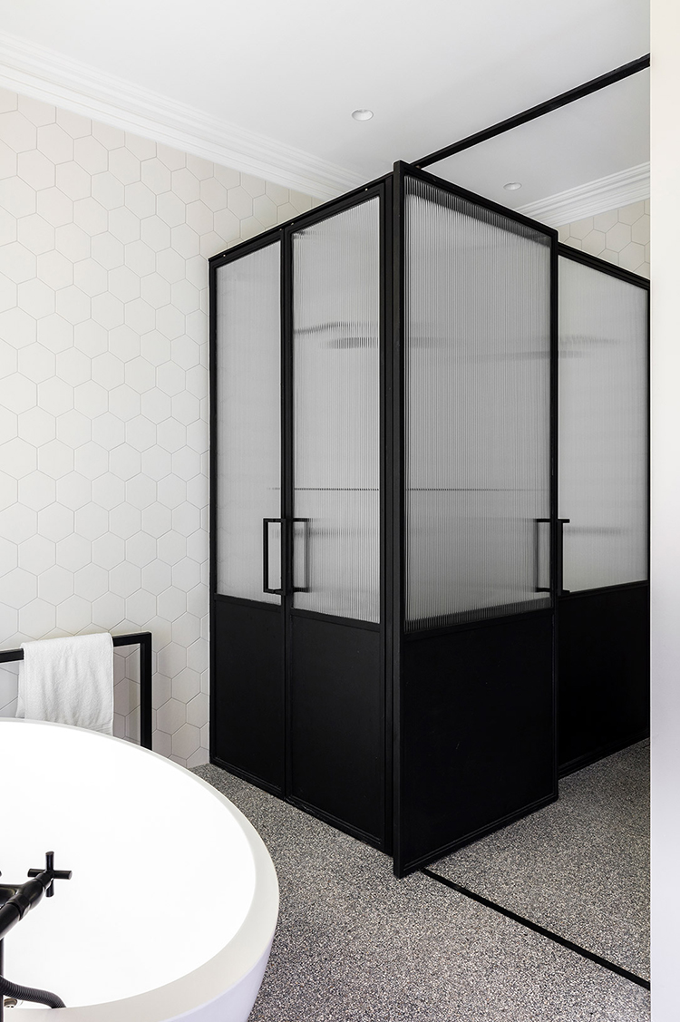 In/Out: Barcom Terrace by Arent&Pyke