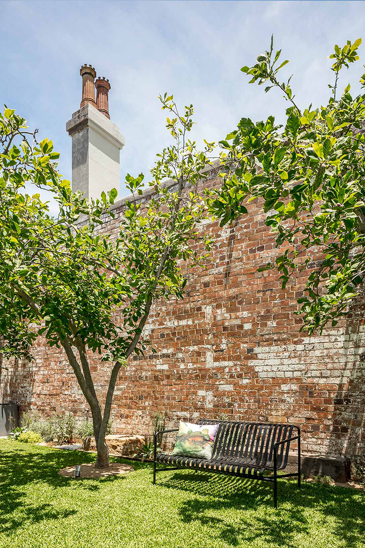 In/Out: Barcom Terrace by Arent&Pyke