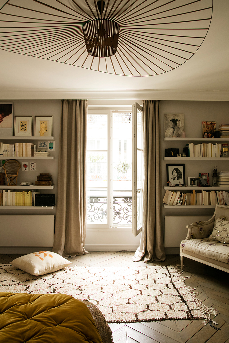 In/Out: Caroline Gayral