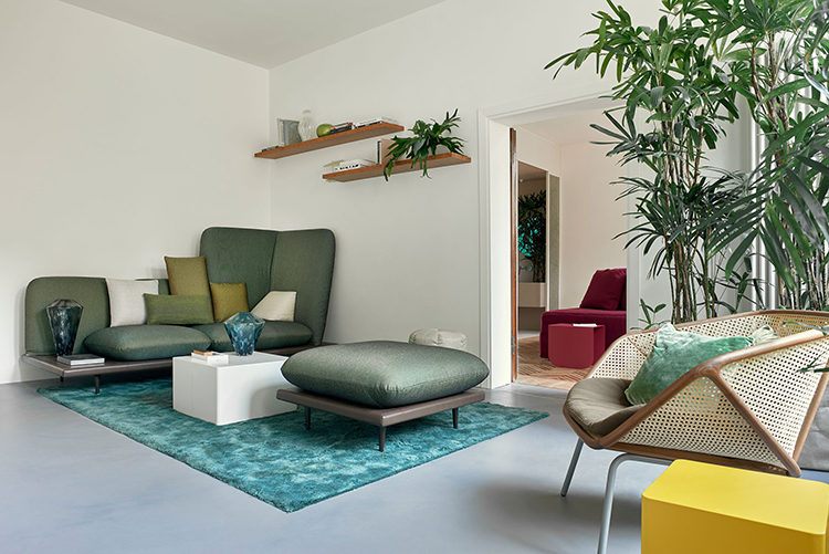 In/Out: Casa Flora Venice