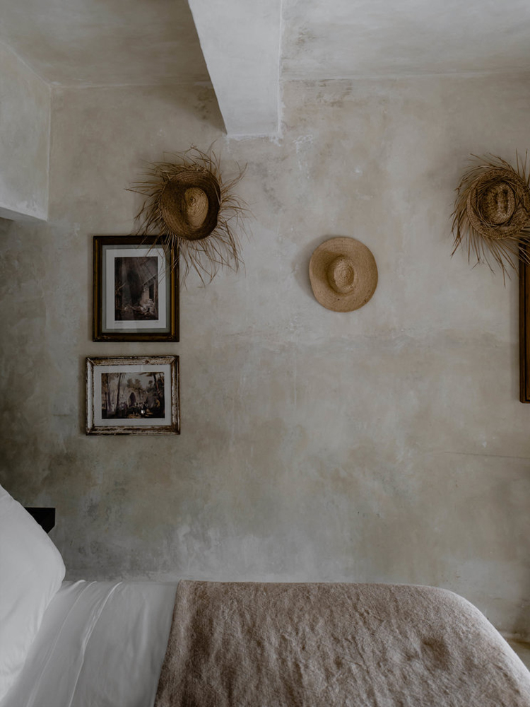 In/Out: Coqui Coqui Coba
