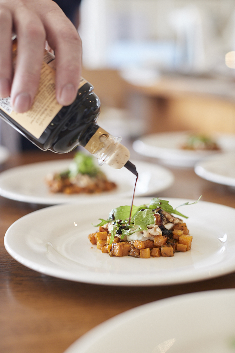 In/Out: Orange Pilu Lunch