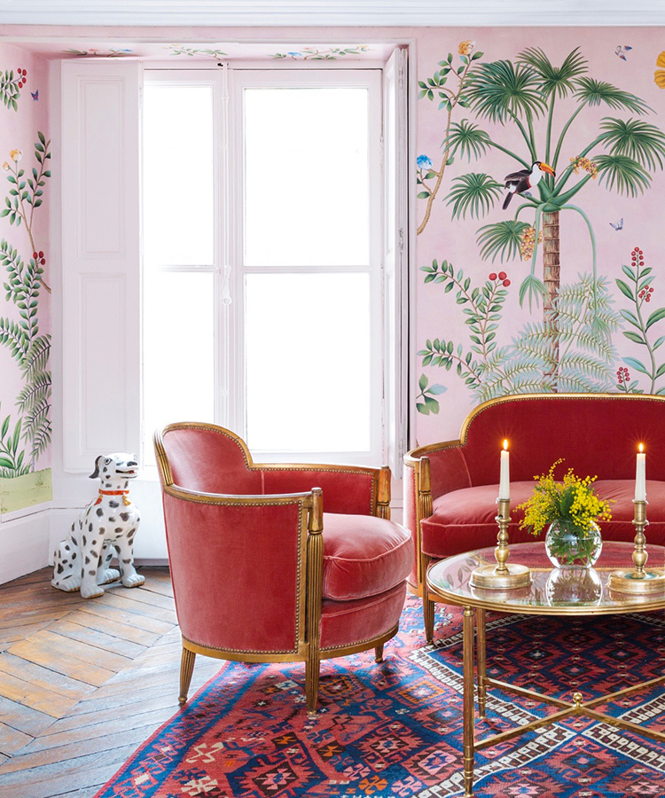 In/Out: Aquazzura for de Gournay