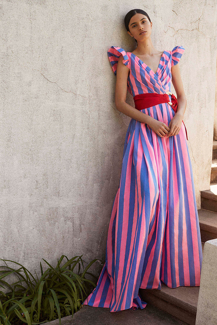 In/Out: Caroline Herrera Resort 2018