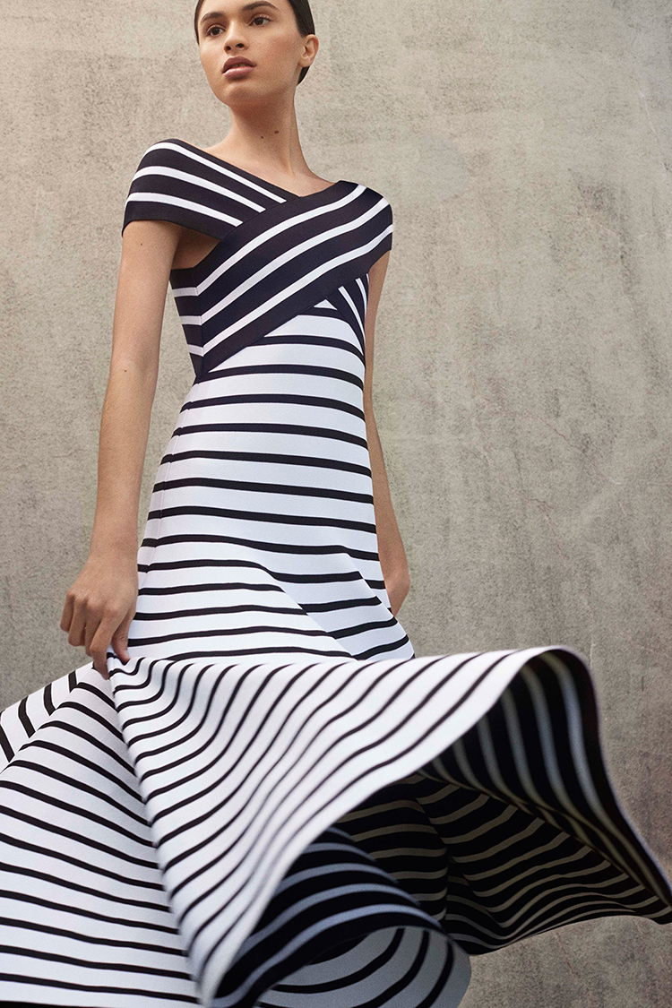 In/Out: Caroline Herrera Resort 2018