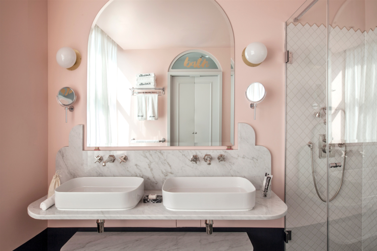 In/Out: Henrietta Hotel