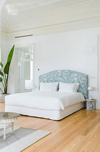 In/Out: Casa Mae