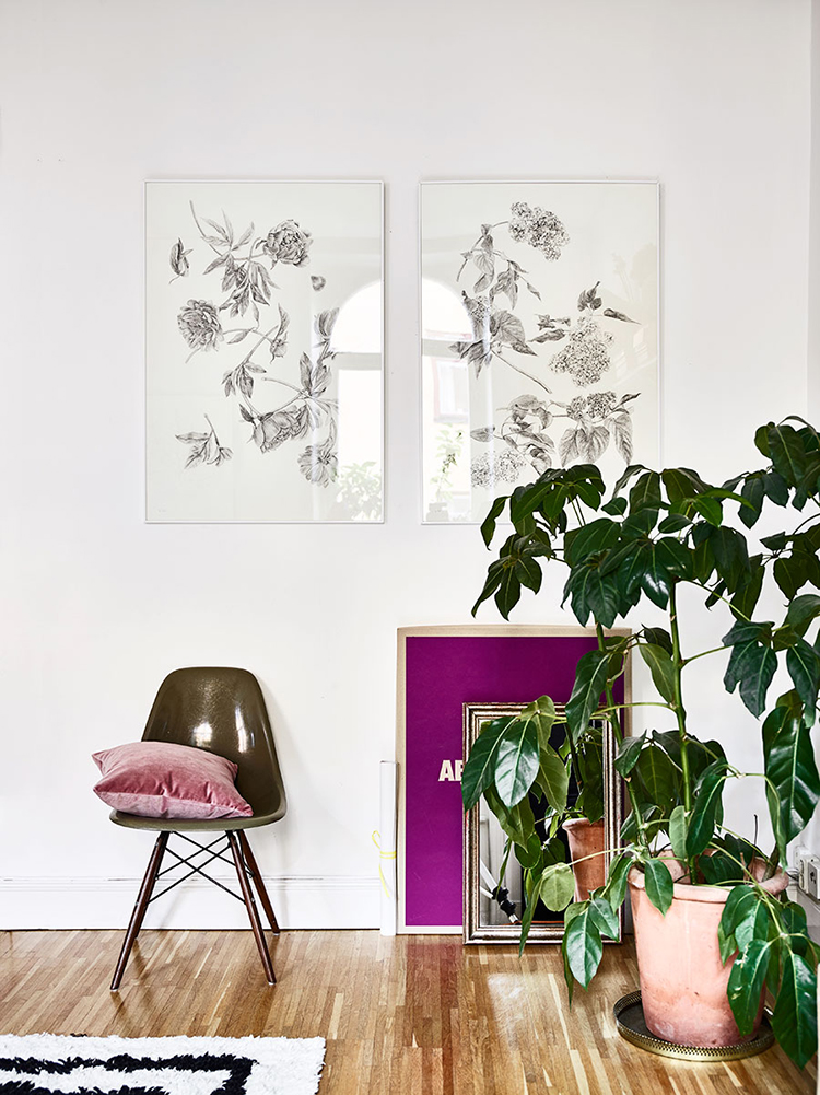 In/Out: Amelia Widell