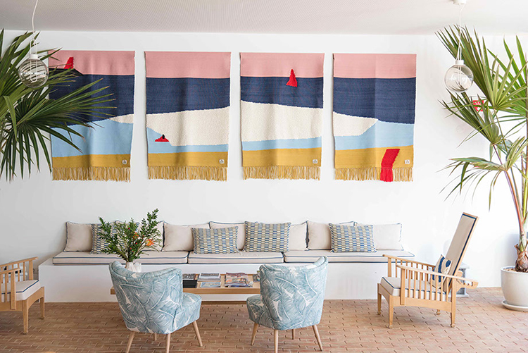 In/Out: Casa Mae