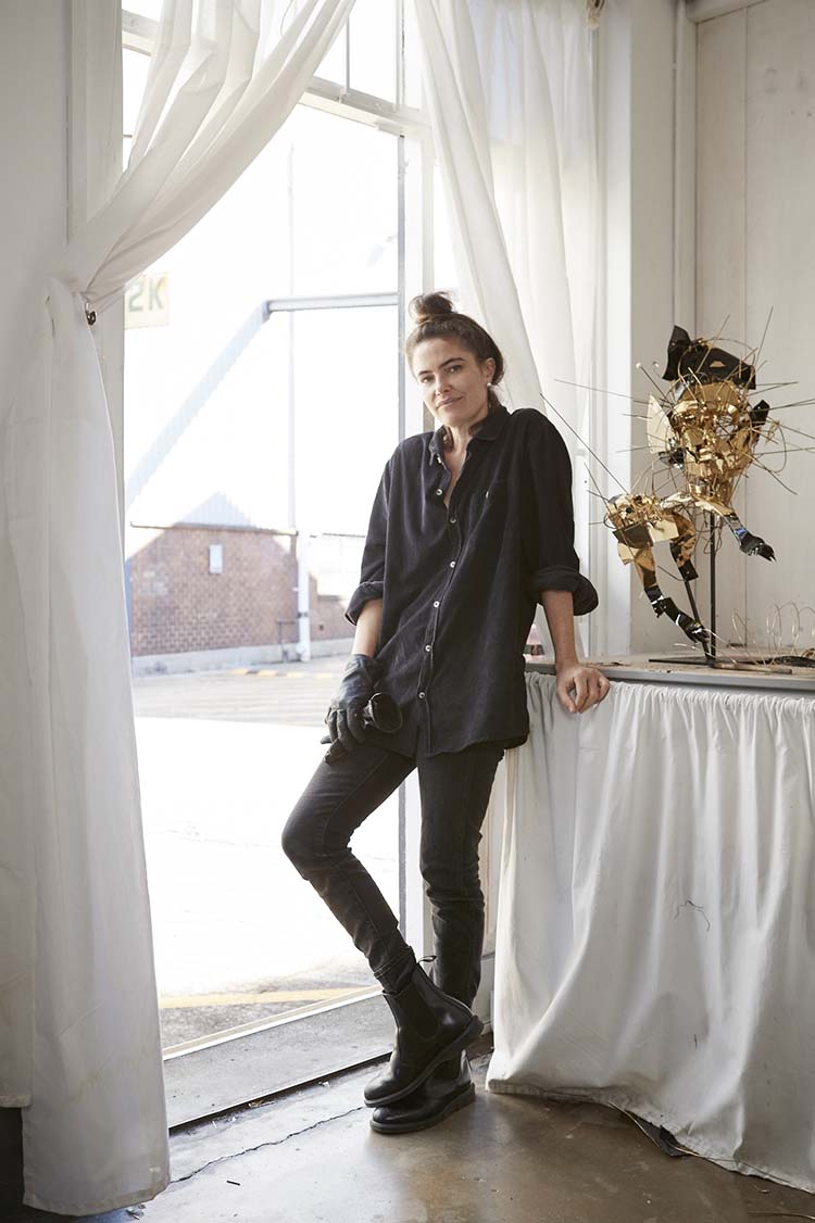 In/Out:Annawilihighfield