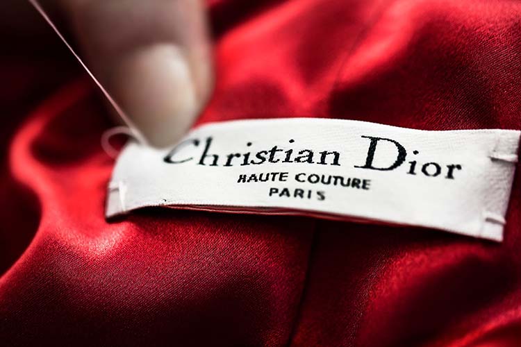 In/Out:Houseofdior