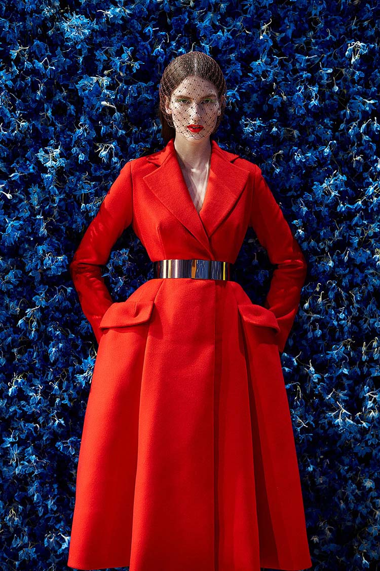 In/Out:Houseofdior