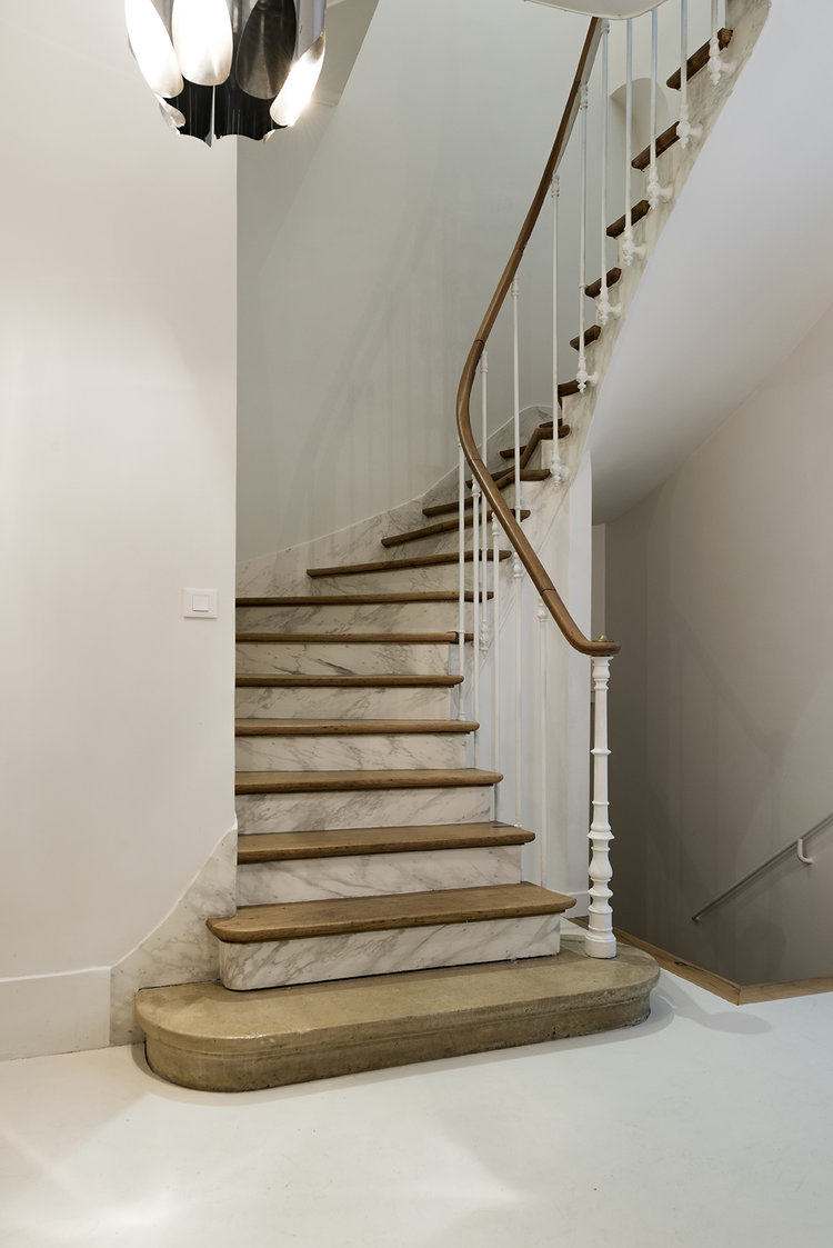 In/Out: Villa Rose