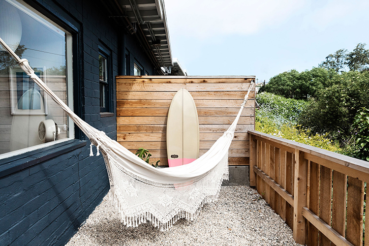 In/Out:NativeHotel