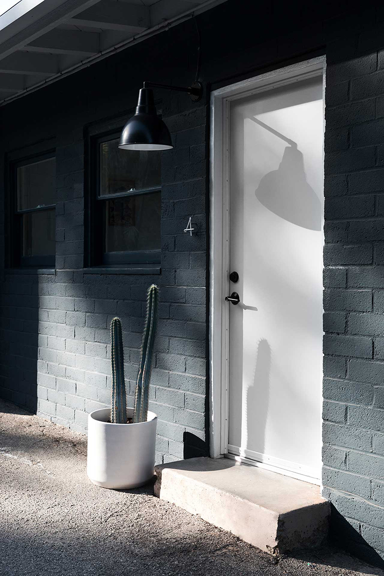 In/Out:NativeHotel