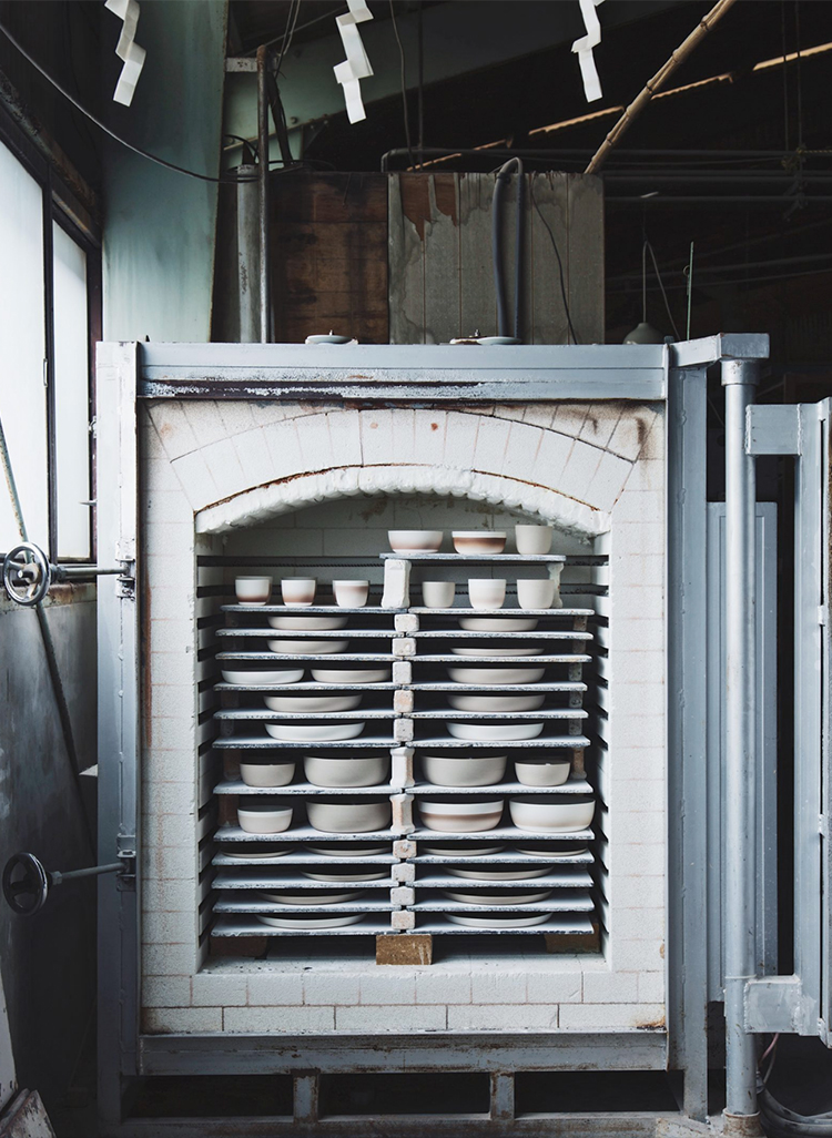In/Out:KirstievanNoort
