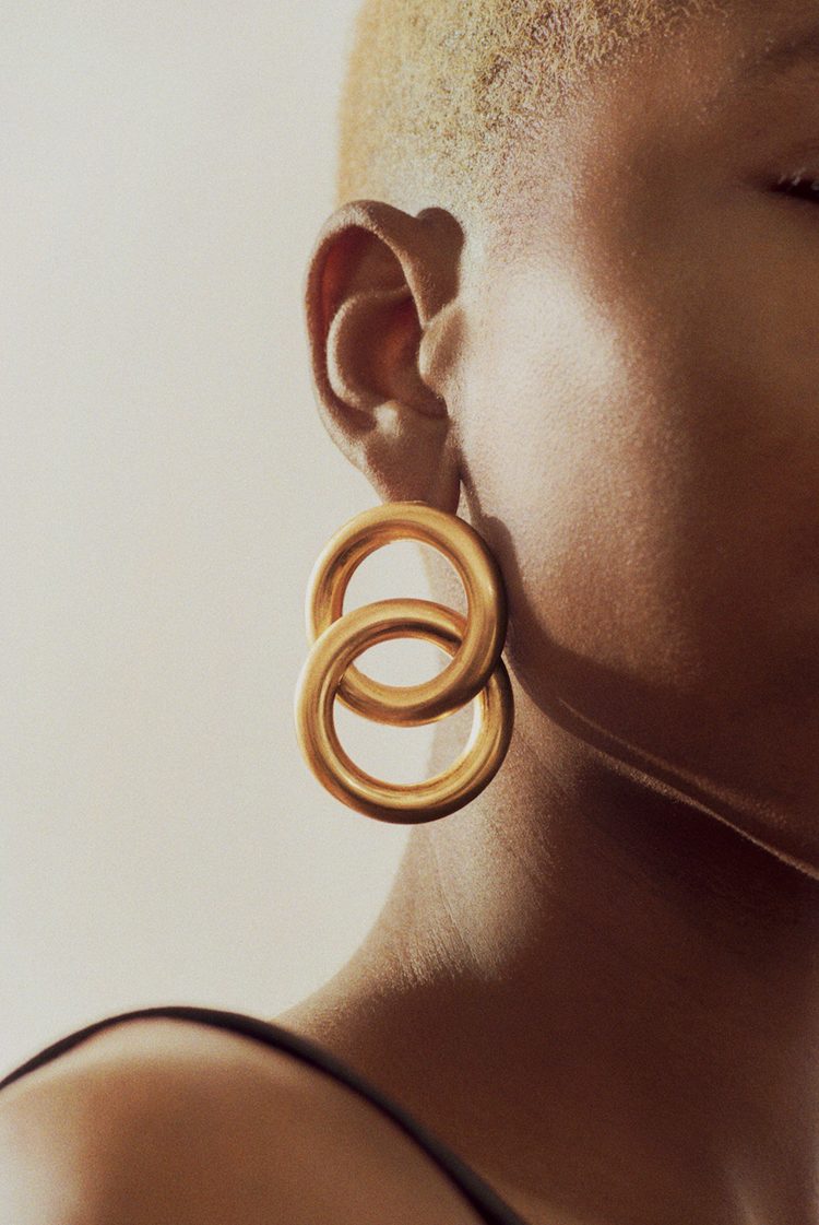 In/Out:LauraLombardi