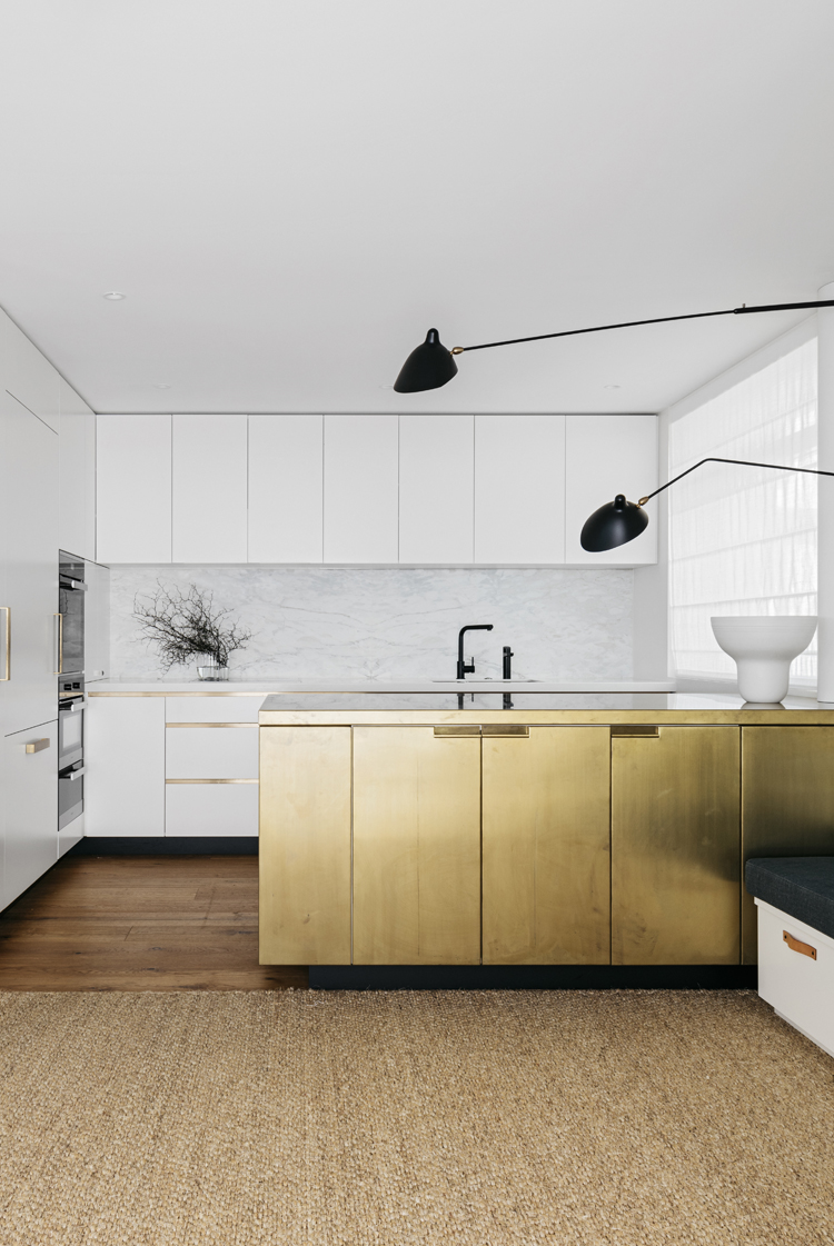 In/Out:LighthouseApartment