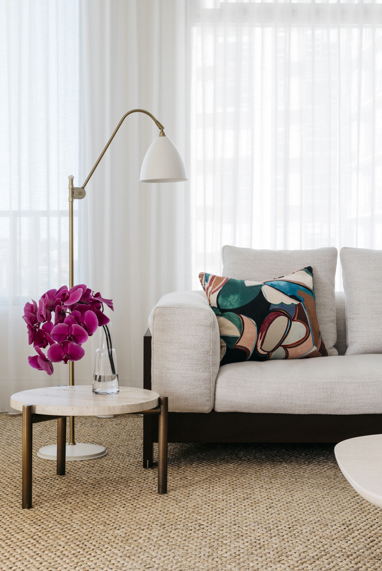 In/Out:LighthouseApartment