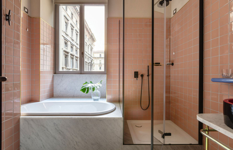 In/Out:RoomMateGiulia