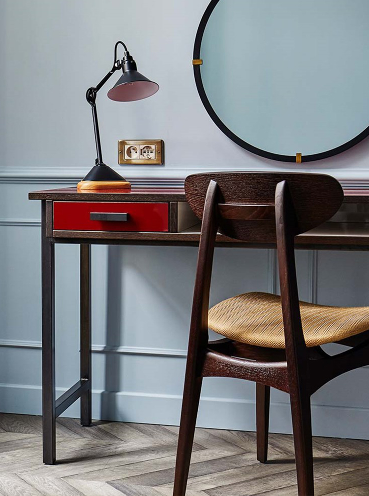 In/Out:HoxtonHotel