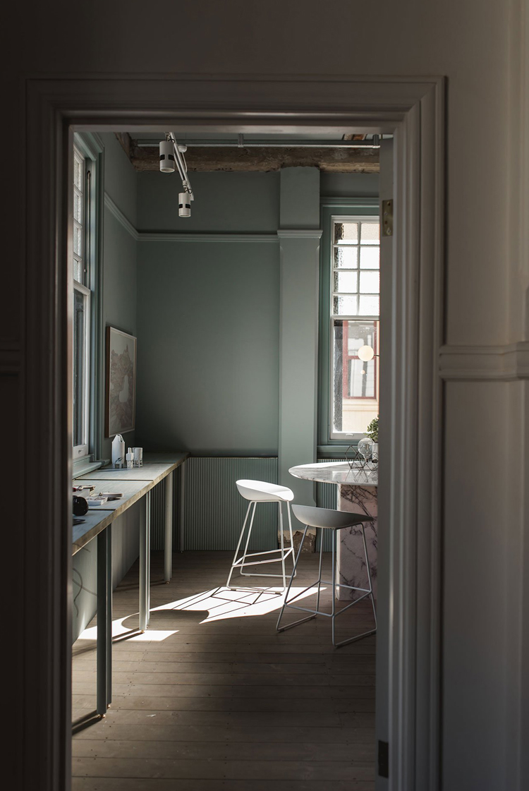 In/Out:WBL