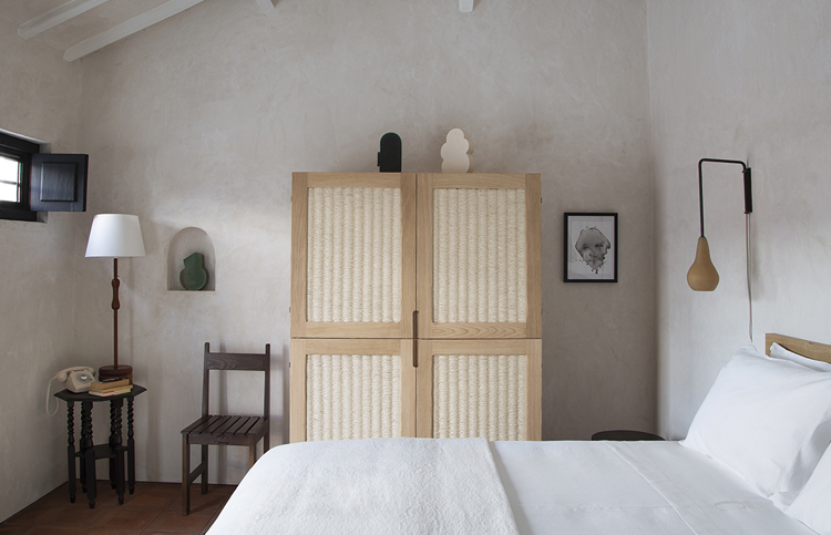 In/Out: Hotel Quinta Da Corte